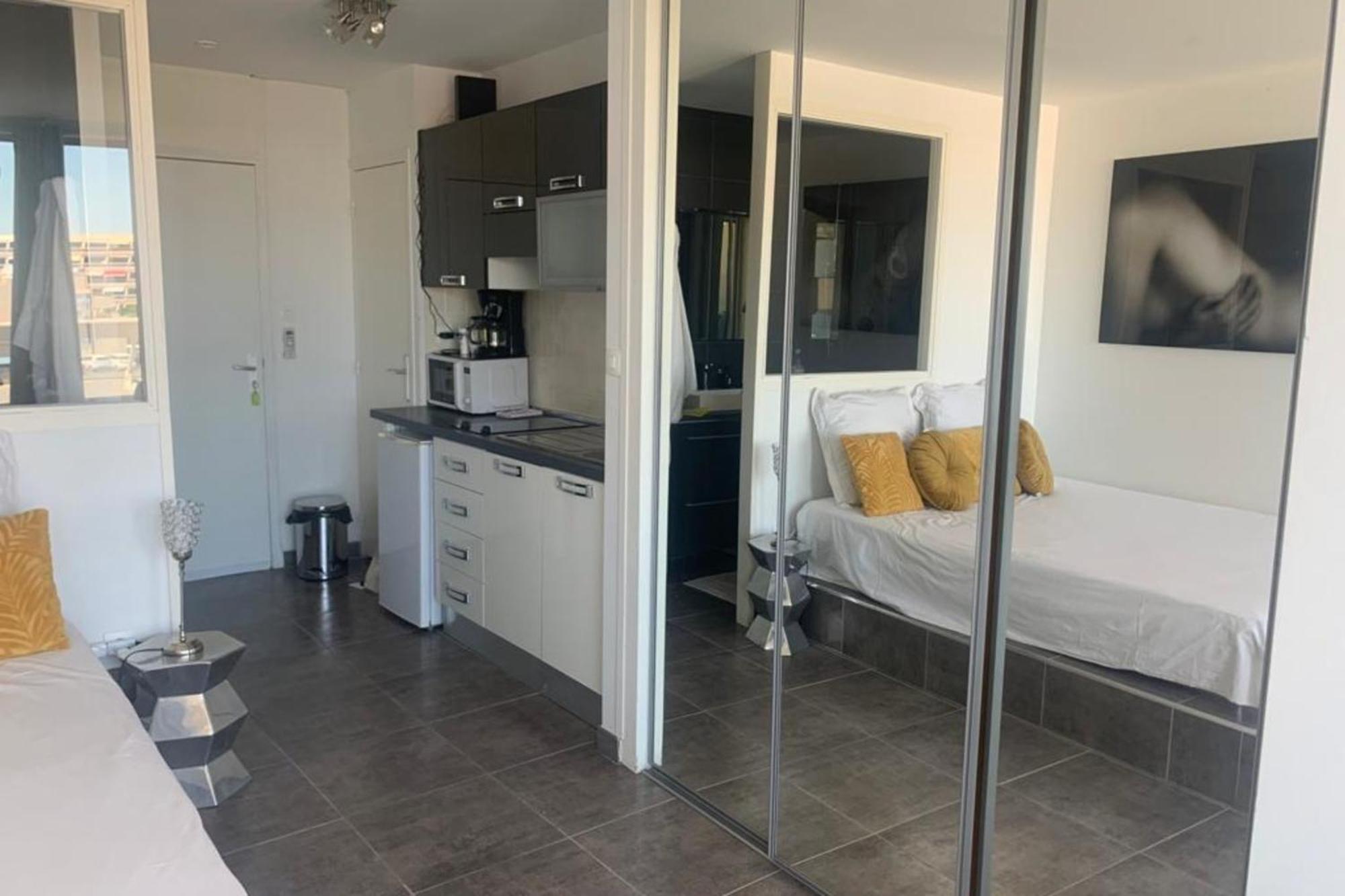 Naturiste Cap D'Agde Heliopolis C 39 المظهر الخارجي الصورة